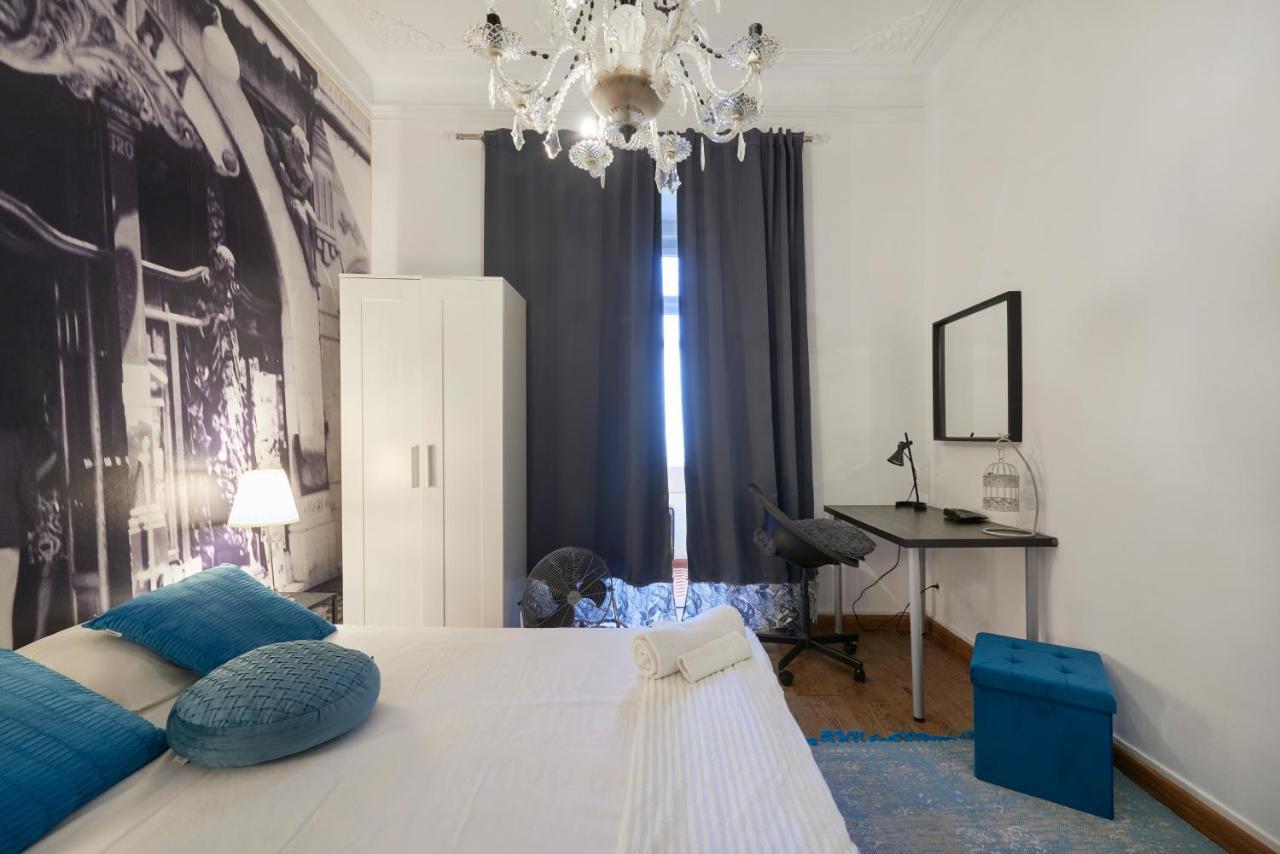 Brand New Hostel Anjos Lisbon Bagian luar foto