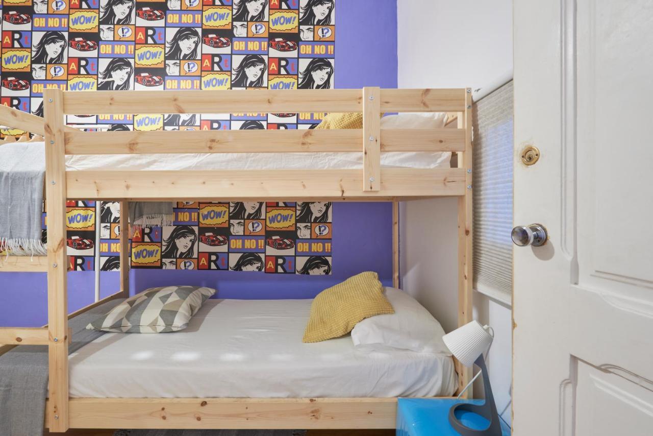 Brand New Hostel Anjos Lisbon Bagian luar foto