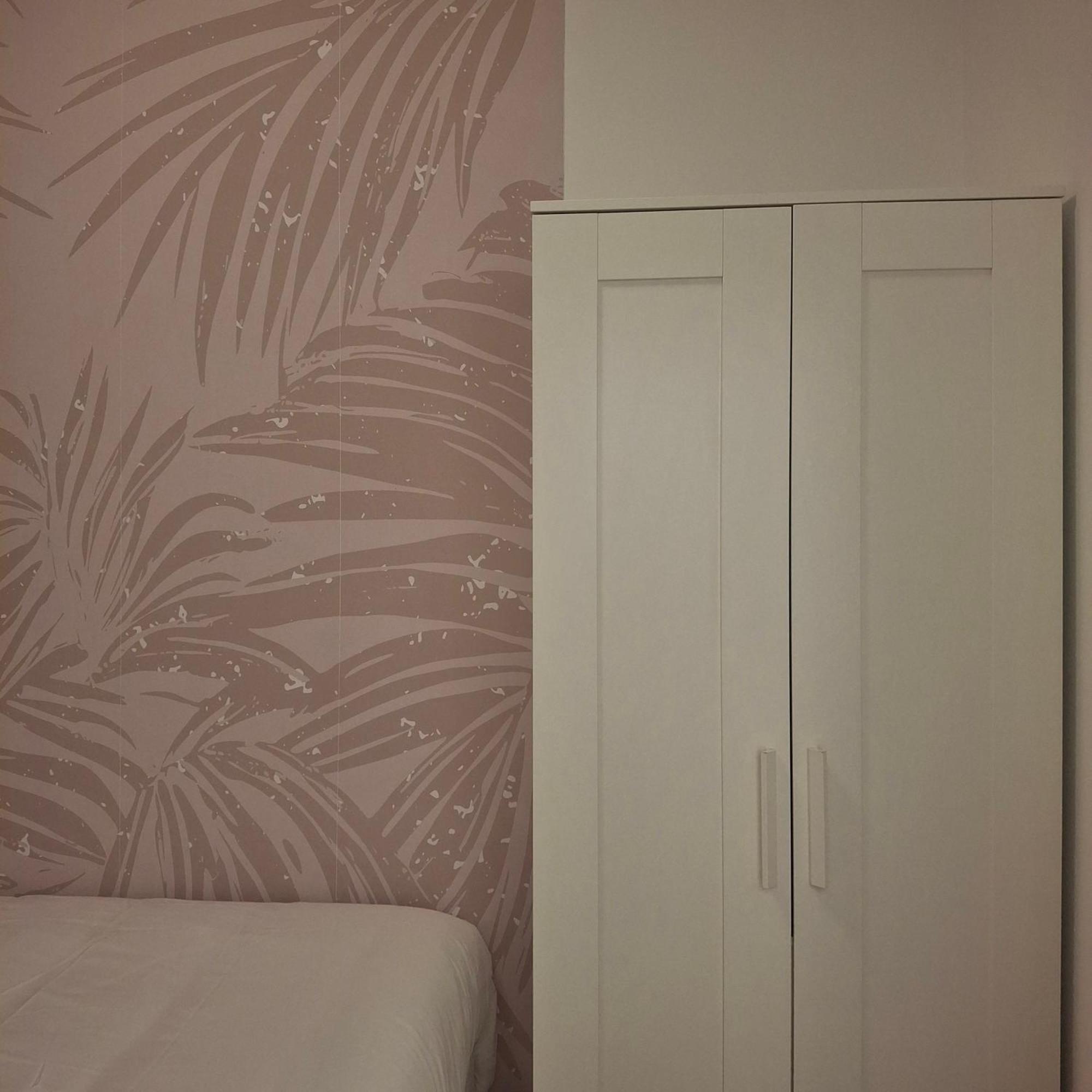 Brand New Hostel Anjos Lisbon Bagian luar foto
